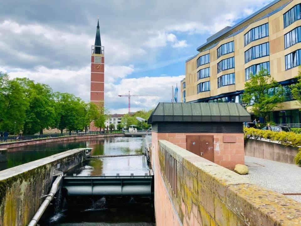 Wunderschoenes Apartment Im Zentrum Goldstadt Pforzheim Esterno foto