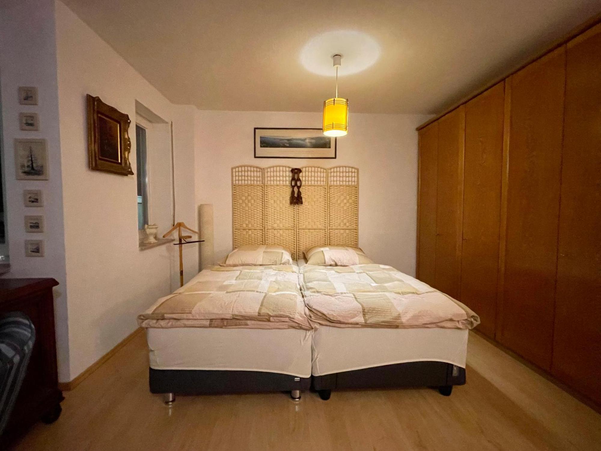 Wunderschoenes Apartment Im Zentrum Goldstadt Pforzheim Esterno foto