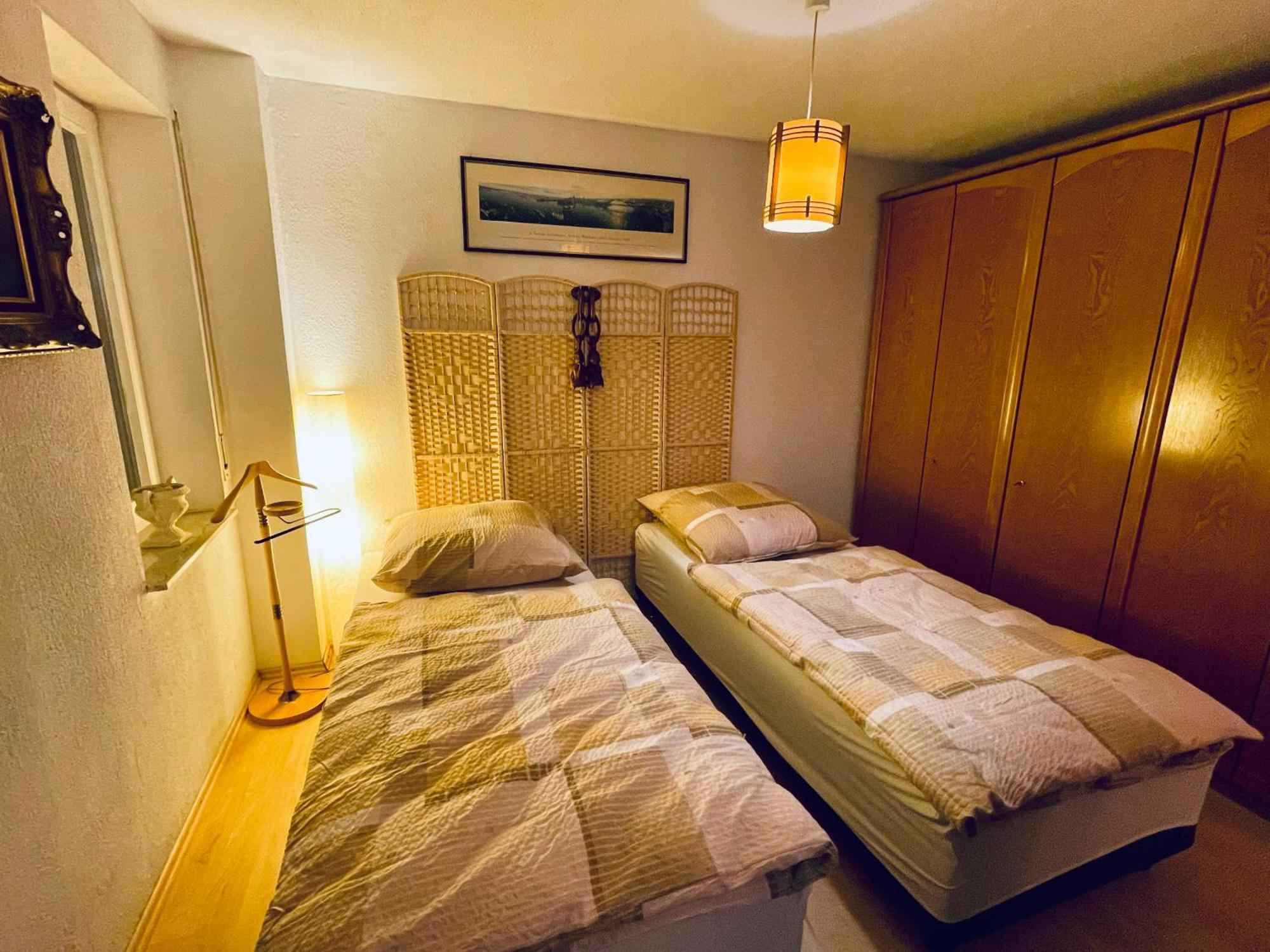 Wunderschoenes Apartment Im Zentrum Goldstadt Pforzheim Esterno foto