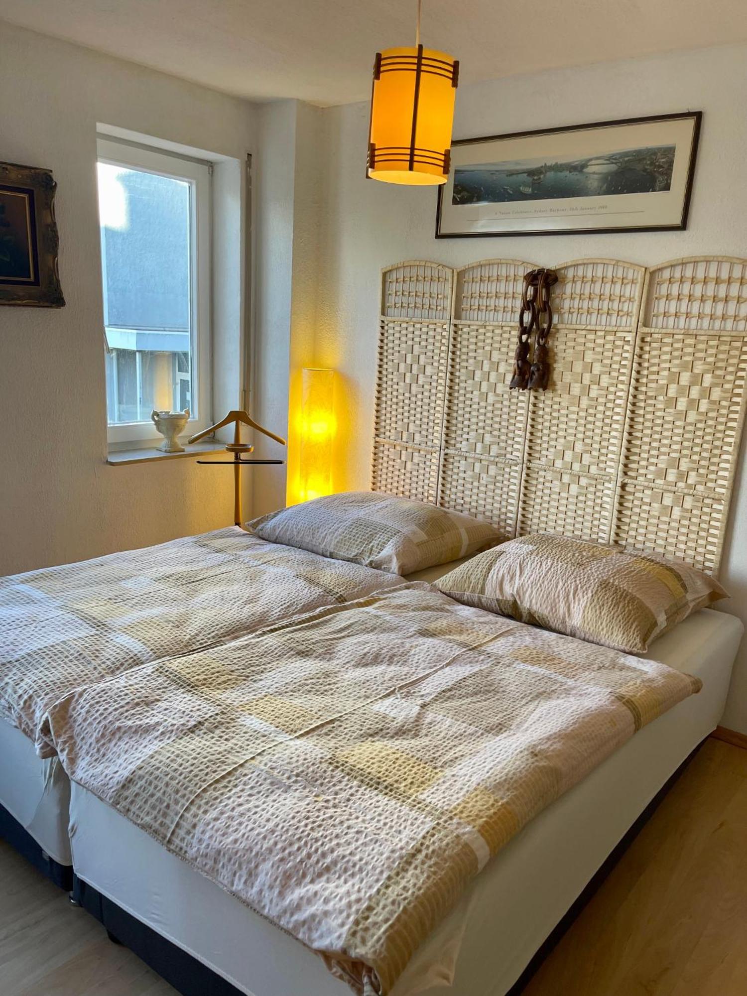 Wunderschoenes Apartment Im Zentrum Goldstadt Pforzheim Esterno foto